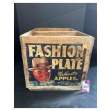 Wooden Fashion Plate Northwest Apple Box..