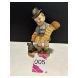 Vtg Hummel Figurine