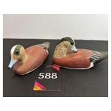 1986 American Widgeon & Preening American Widgeon