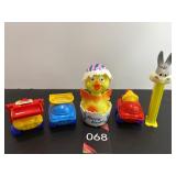 Vintage Palstic Chick, Push Toy, Eggscavators