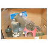 Bird feeders & accessories