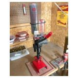 MEC shotgun shell reloader