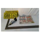 Cutoff, License Plates and Square