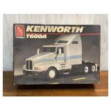 Vintage ERTL Kenworth T600A Truck Model