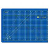 CUTTING MAT FOR SEWING & CRAFTS - 12X18IN