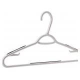 BASICS PLASTIC CLOTHES HANGER WITH NON-SLIP PAD  2