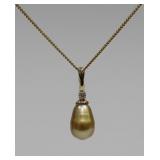 14kt YELLOW GOLD / PEARL & DIAMOND PENDANT