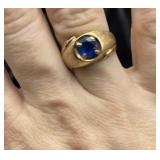 RING 10 KARAT  BLUE STONE