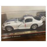 1997 DODGE VIPER GTS R 1:18 CAR