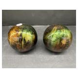 2 Ceramic Carpet Balls