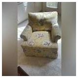 Arm chair with floral upholstery 29" x 29" x 33"