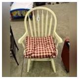 White bentwood arm chair