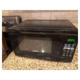 Sunbeam 7 cu ft microwave