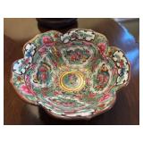 Hand painted Rose Medallion 6” bowl