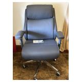 Adj. Real Space Keera executive Mid Back Chair