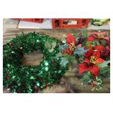 2 Christmas Arrangements, Wreath