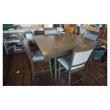 4 Top Kitchen Table w/Lazy Susan