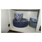 Home Catalina Blue & White Dishes 8 Place Setting