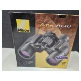 NIB Nikon 8x40 Binoculors