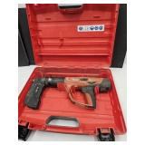 HILTI  DX460 Power Gun Nailer in Case