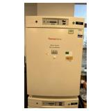 Thermo 370 Double Stack CO2 Incubator