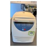 Thermo Fisher Scientific  Centrifuge