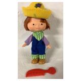 HUCKLEBERRY DOLL