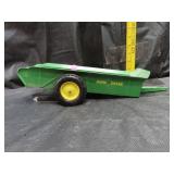 Vintage John Deere Ertl Manure Spreader 14&1/2"