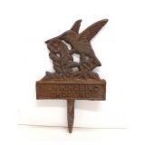 Hummingbird crossing cast iron garden stake (a)