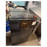 Midea 3.3 Mini Refrigerator -not Tested