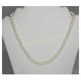 Freshwater pearl (7mm to 7.5mm) necklace with