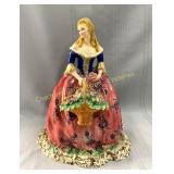 Italy porcelain figurine en porcelaine, 11" x 15"