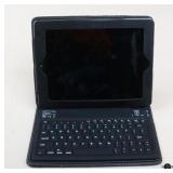 iPad 4th Generation w/Keyboard & Case