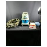 1.5 US Gallon -  5.6 L - 2.0 HP shop vac All