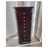 8 Drawer Jewelery Chest 18"x40"x12"