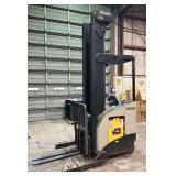 Crown R.R. Stand-Up Forklift