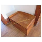 storage bench or toy box chest seat raises