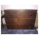 3 drawer chest