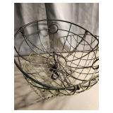 2 Metal Wire Hanging Baskets