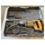 Dewalt Sawzall, Model DW303M