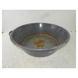 19" Enameled Metal Wash Basin