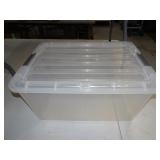 45Q Lidded Locking Clear Storage Tote