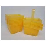 12 Spritz berry baskets plastic 6x6x5