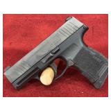 Sit Sauer 9mm Pistol mod P365 - with case and