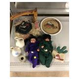 Assorted Native American collectible decor.