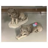 2 wolf sculptures. Largest approx. 11 inches in