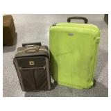 Samsonite green hard Plastic luggage bag and