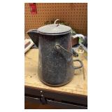 U.S. Navy large WWII vintage kettle