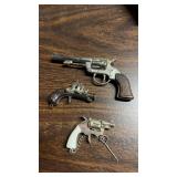 3 decorative/toy guns