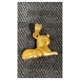 Sphinx Egyptian 1.9g 18k gold pendant